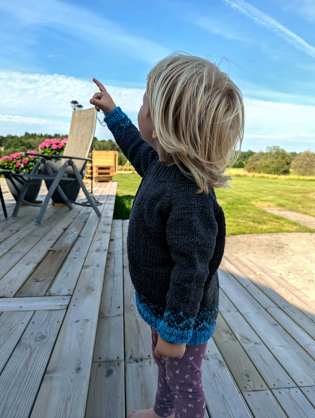 Nightfire Sweater kids